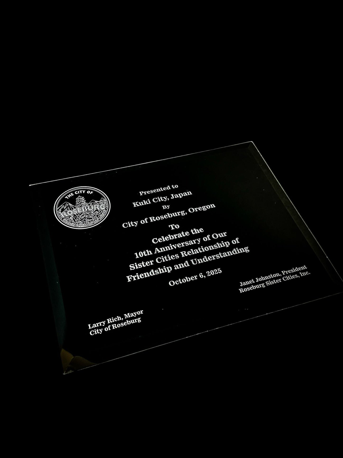 Sister City Plaque 8x10 Black - GMR810BK